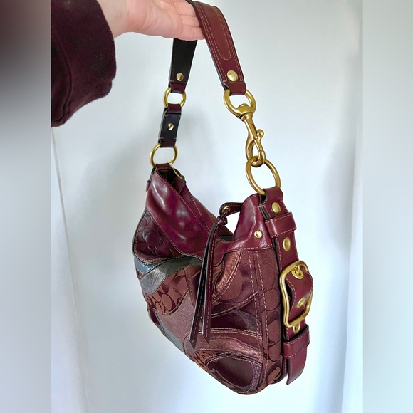 SOLD - Coach Zoe Hobo Patchwork Shoulder Bag - Picture 5 of 11